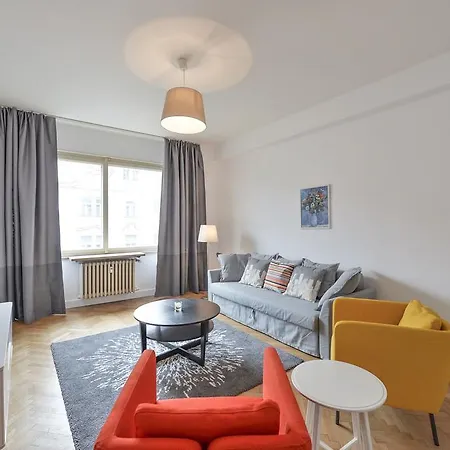 Appartement Guestin 5room Family @ Revolucni *